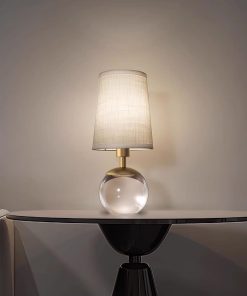 Đèn bàn bằng đồng chân pha lê tròn nghệ thuật ZHM635